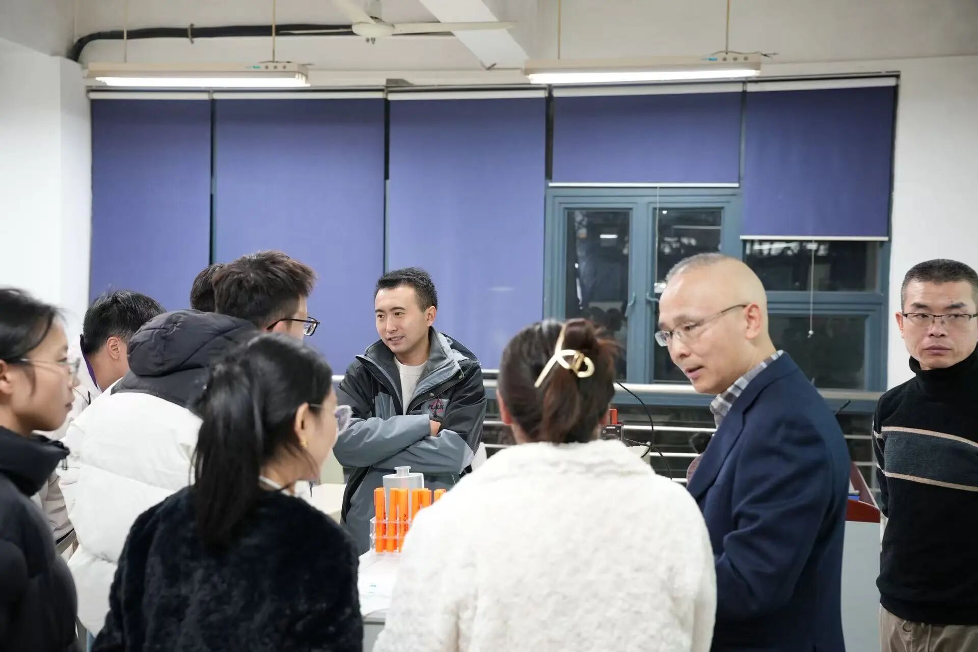 榴莲视频在线走进东华大学物理学院，探讨榴莲APP下载网址进入技术应用与未来职业机遇
